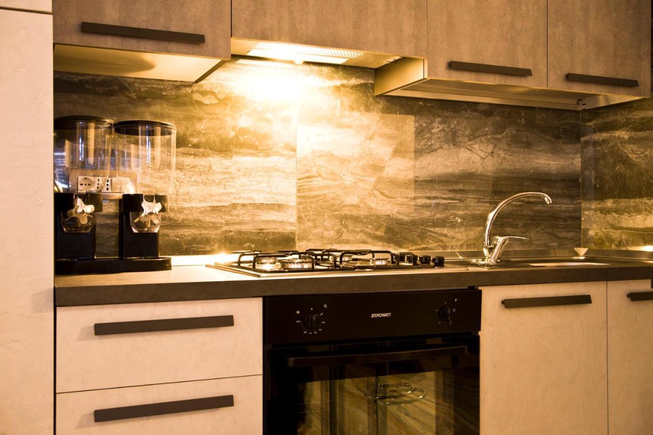 Suite Napoli Sotterranea con Vasca Idromassaggio Esterno foto