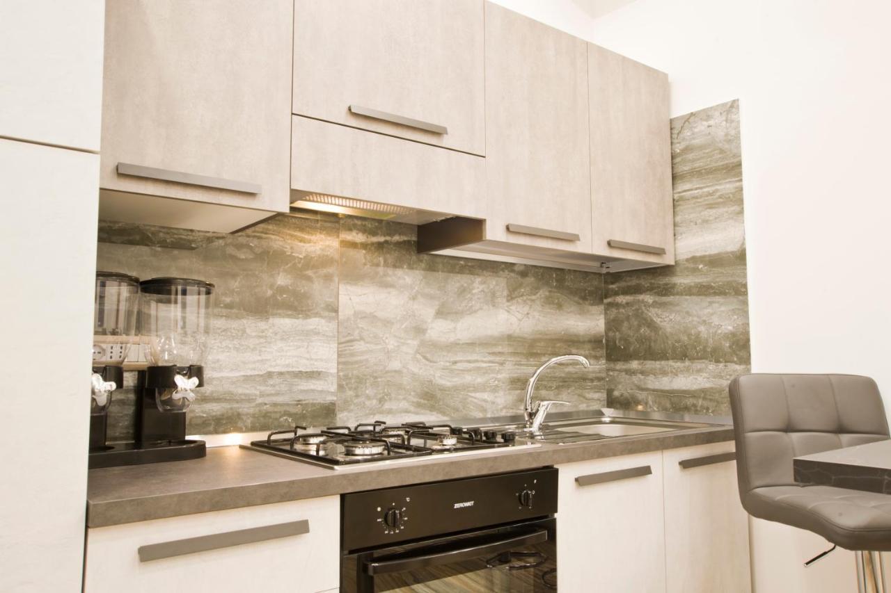 Suite Napoli Sotterranea con Vasca Idromassaggio Esterno foto
